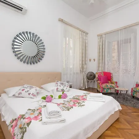 Mediteran Old Town Gasthof 3*